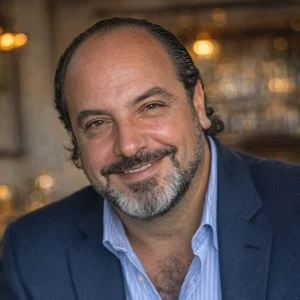 Youssef Daou — Asesor Corporativo de Yaxa